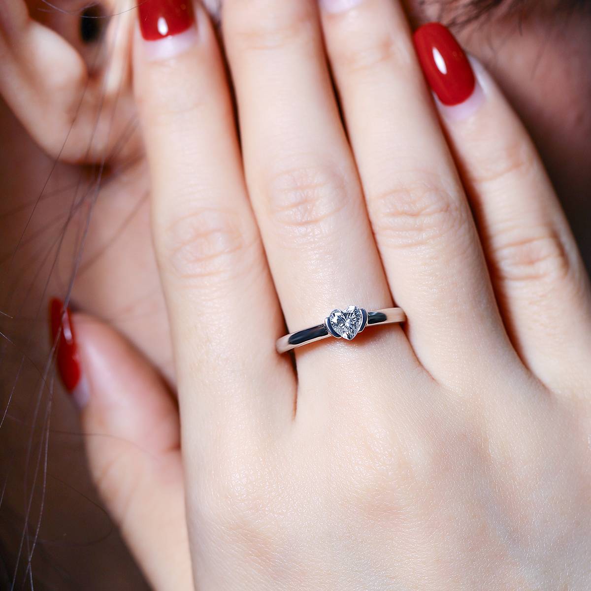 Simplified heart-shaped S925 silver plated platinum moissanite diamond women's ring 0.5 carat D-grade